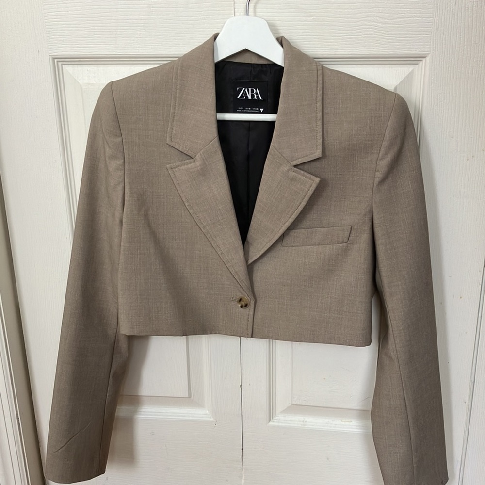cropped blazer
